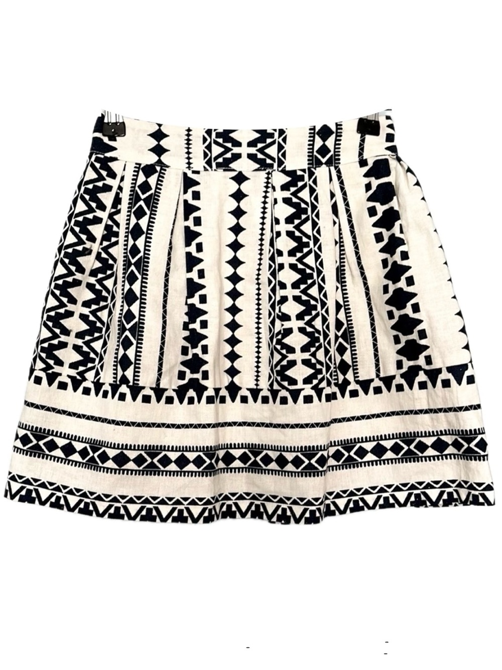 NWOT Hitons Navy and Of White Pleated Skater Mini Skirt